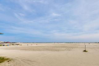 Wildwood Condo with Community Pool Walk to Beach! - Wildwood - 7