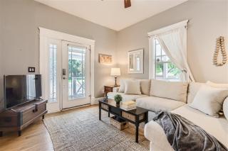 Urban Oasis Historic 3BR Haven near DT & Riverwalk - Tampa - 7
