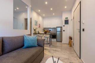 Mandevilia Suites - Athens - 9