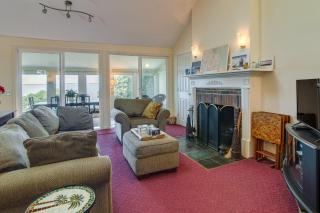 Bayfront Plymouth Gem with Sunroom, Steps to Shore! - Plymouth - 7