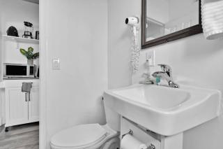 Lovely Studio Walking Distance To Ocean - Suite 5 - Hollywood - 1