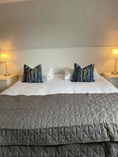 Watts Lodge - 6