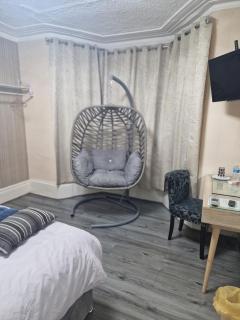 Highfields House - Free Wifi - Free Local Parking - 1