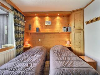 Studio divisible skis aux pieds, proche commerces, Wi-Fi, 4 pers - FR-1-182-236 - 8