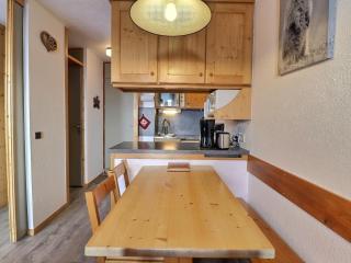 Studio divisible skis aux pieds, proche commerces, Wi-Fi, 4 pers - FR-1-182-236 - Les Allues - 3