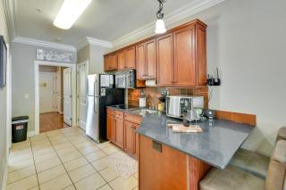 Auburn Retreat with Balcony - Walk to Campus! - Auburn - 6