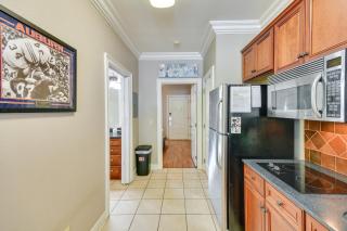 Auburn Retreat with Balcony - Walk to Campus! - Auburn - 5