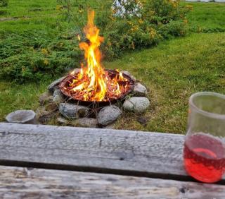 Warm and cozy cottage, Great location - 1