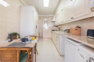 Central Cascais Apartment with private parking - Cascais - 2