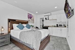 Lovely Studio Walking Distance To Ocean - Suite 8 - Hollywood - 3