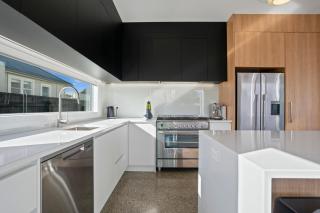 Stylish Serenity - Martinborough Holiday Home - Martinborough - 1