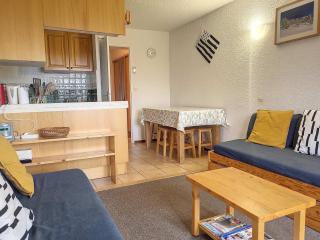Appartement cosy avec 2 balcons, proche des pistes, idéal pour 4 pers - FR-1-275-191 - 4