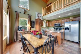 Lake-View Home in Blue Eye with Hot Tub and Fire Pit! - Blue Eye - 5