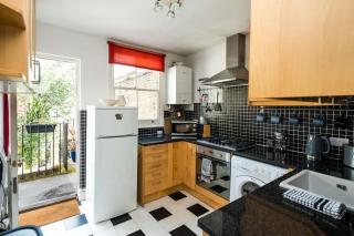 Elegant and Peaceful 2BD apt - Barons Court/London - Londra - 2