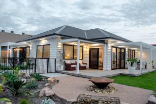 4BR Waterfront - Skippers Quarterdeck - Lakes Entrance - 0