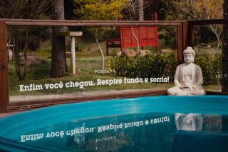 Pousada Jardim do Buda com café e piscina - 5