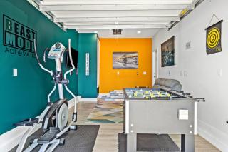 NEW 3BRs - Renovated - Waterfront - Game Room - 8mins to Beach - 9