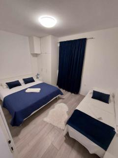 Apartments with a parking space Kraj, Pasman - 335 - Tkon - 3