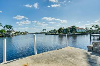 Canalfront Home with Private Dock in Cape Coral - Cape Coral - 9