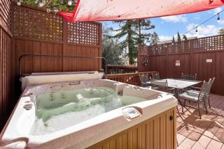 Hot Tub PRIME DWTN NAPA 3 bed 2 Bath - Napa - 3