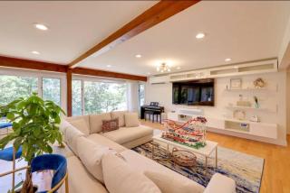 Cape Cod Home w/Ocean View, Roof Top, Pool & Hot Tub - 9