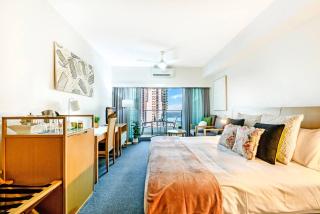 'Pure Synergy' Explore Darwin's Riches from Two Separate Apartments - 9