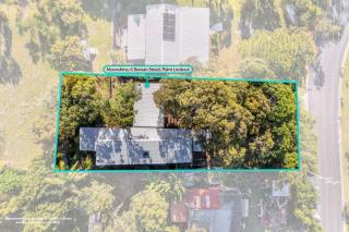 Moonshine Beach Shack by Discover Stradbroke - Point Lookout - 7