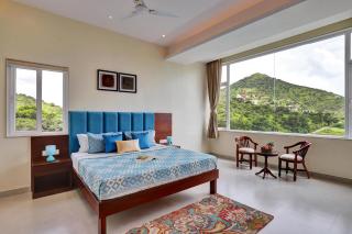 StayVista's Tryst with Valleys - Hill-View Villa with Private Pool, Jacuzzi & Games Room - Udaipur - 1
