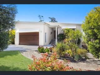 Large luxury house with stunning beach views - Mollymook - 6