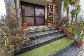 Roya Taj Homestay - 2