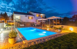 New! Holiday Home Tina with pool - Sikovo - 5