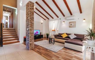 New! Holiday Home Tina with pool - Sikovo - 1