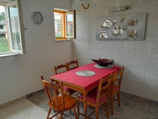 Biograd Beachside Family Apartment - 8