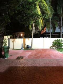 Supreme Homestay - George Town - 4