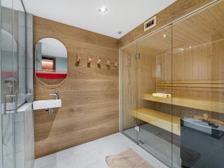 Chalet familial 6 adultes et 5 enfants avec sauna à 300m des pistes et centre Méribel - FR-1-565-10 - Les Allues - 1