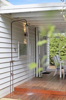 Hamptons Escape - Sleeps 9 - Torquay - 3