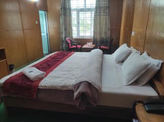 Hotel Tawang Holiday - 1