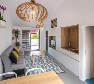 Apartment for six people Jezera - Tisno - 0