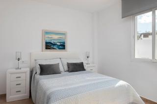 Nice 3 Bedroom Apartment, next to the beach, with pool - Marbella - 1