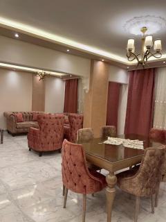 شقه مفروشه فرش فندقى فاخر غرفتين مكيفه بالكامل بجوار فندق راديسون بالقرب من مطار القاهره Fully furnished flat in Heliopolis Sheraton district closed Raddison blue hotel and Cairo Airport - 2