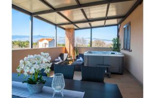 Holiday Home Leon - Pridraga - 8