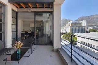 Rose - Luxury City living with views! - 6