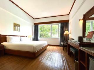 Centara Life Hotel Mae Sot - Mae Sot - 1