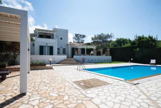 Beachfront Villa Victoras - With private beach - 1