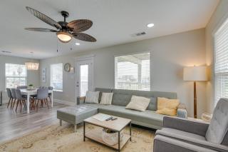 Walk to Water Family-Friendly Surfside Beach Home - Surfside Beach - 6