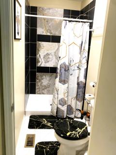 Spanish Style 3-bedroom Home with Hot Tub - 7