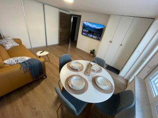 Home-in apartma - Ljubljana - 9