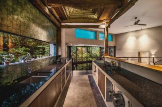 Milliways Bali - Playful Boutique Villa by the Jungle Gorge - 3 Bedrooms - 6