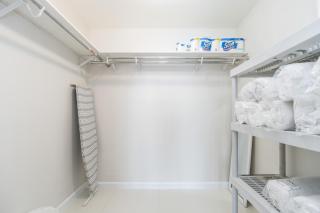 Limited time Deal 1BR 1BATH Located at ICON Brickell - Miami - 1