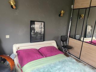 Agréables chambres dans maison suspendue - Saint-Étienne - 8